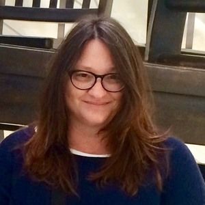 Meet your Posher, Debbie